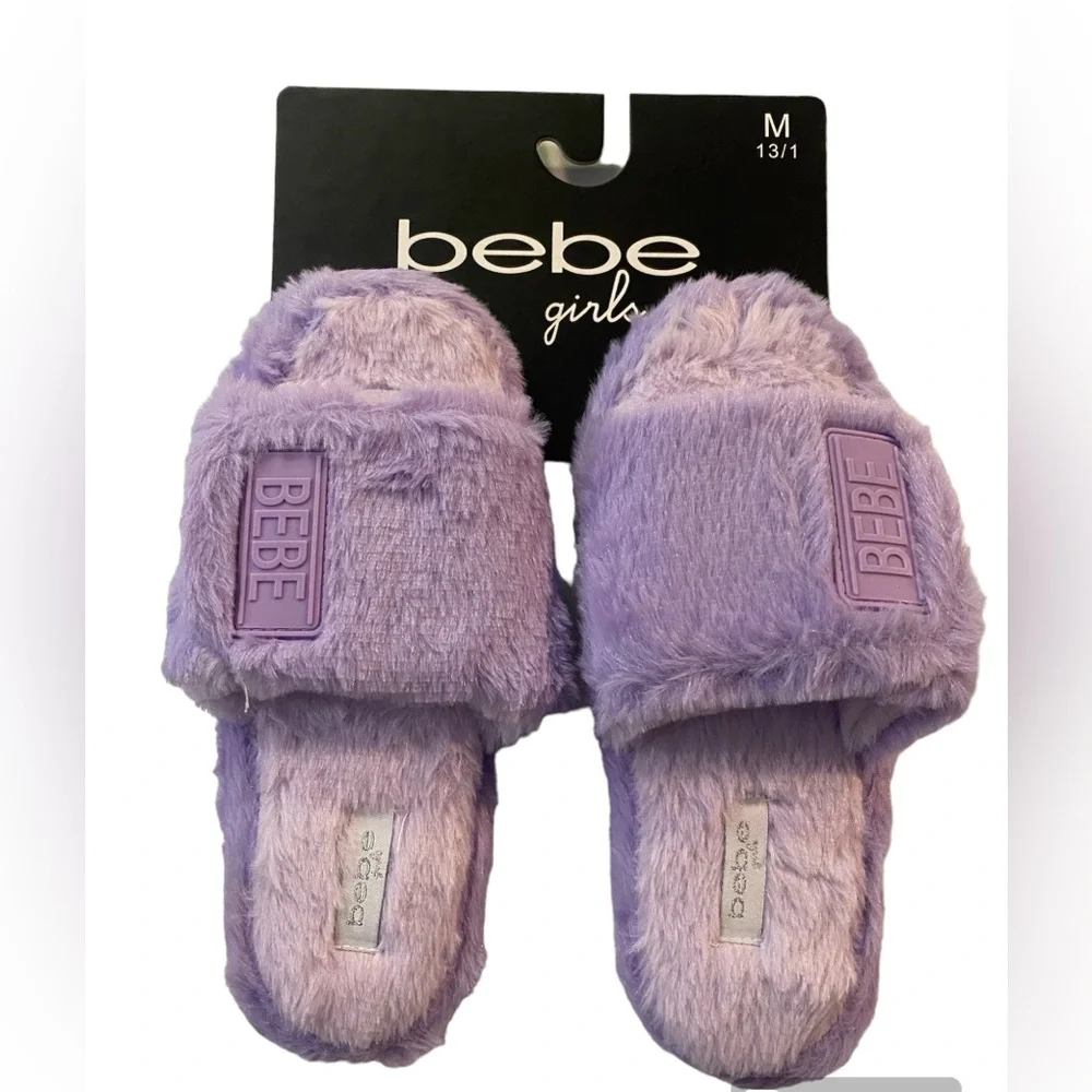 BEBE girl's medium‎ fluffy slippers in a purple color, Size Medium 13/1, NWT
